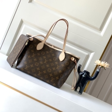 Louis Vuitton Shopping Bags